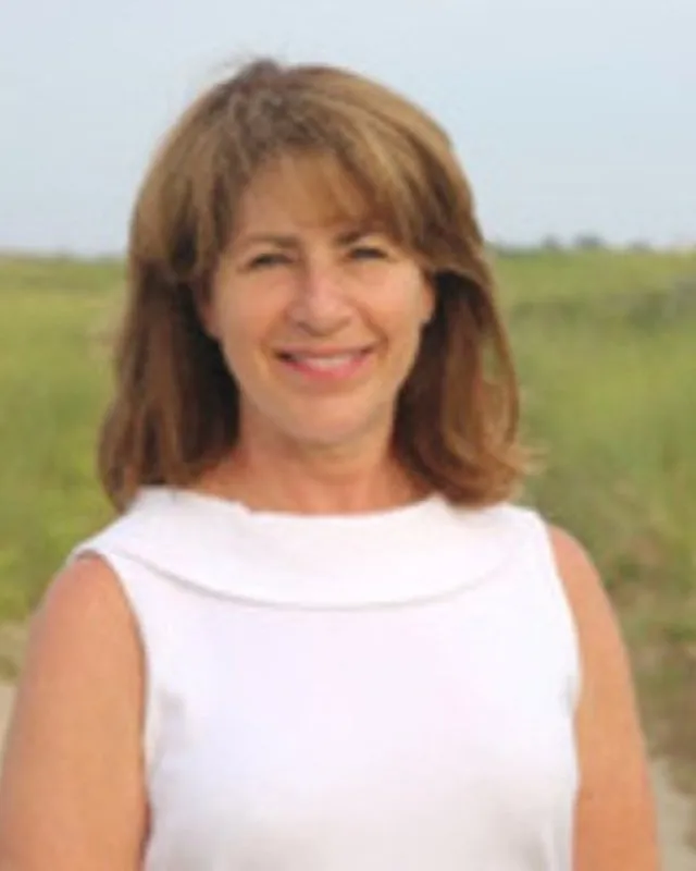 Dr. Lesley Roth